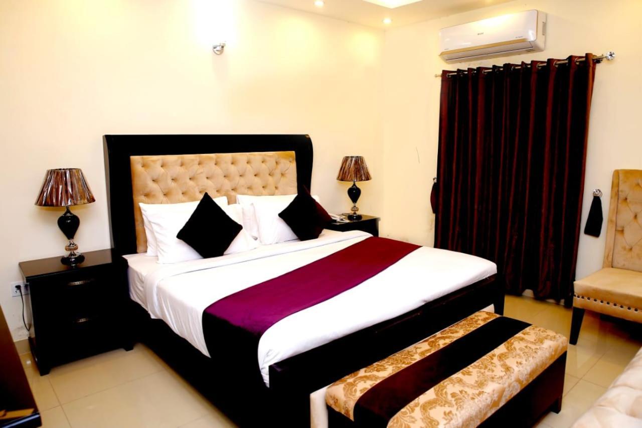 Hotel Noor Plaza Lahore Exteriör bild